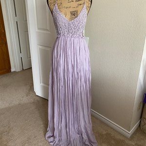 Latiste by Amy lilac gown